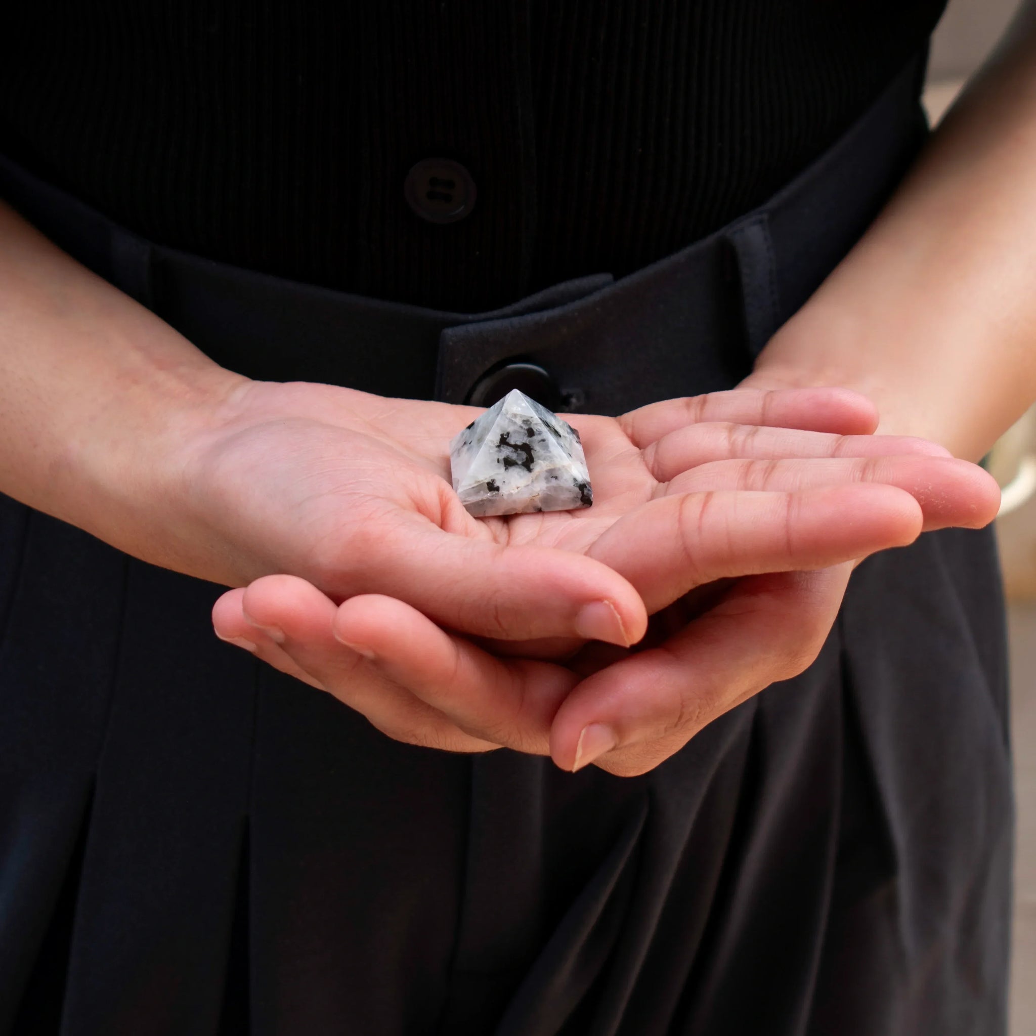 Rainbow Moonstone I - Pyramid